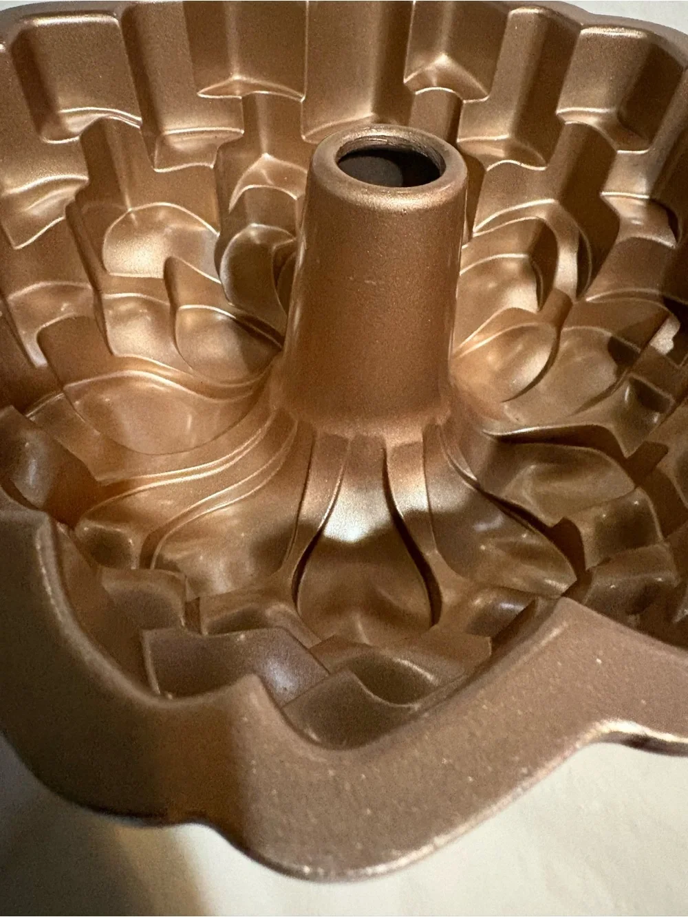 Nordic Ware Martha Stewart Collection  Blossom Rose Gold Bundt Pan